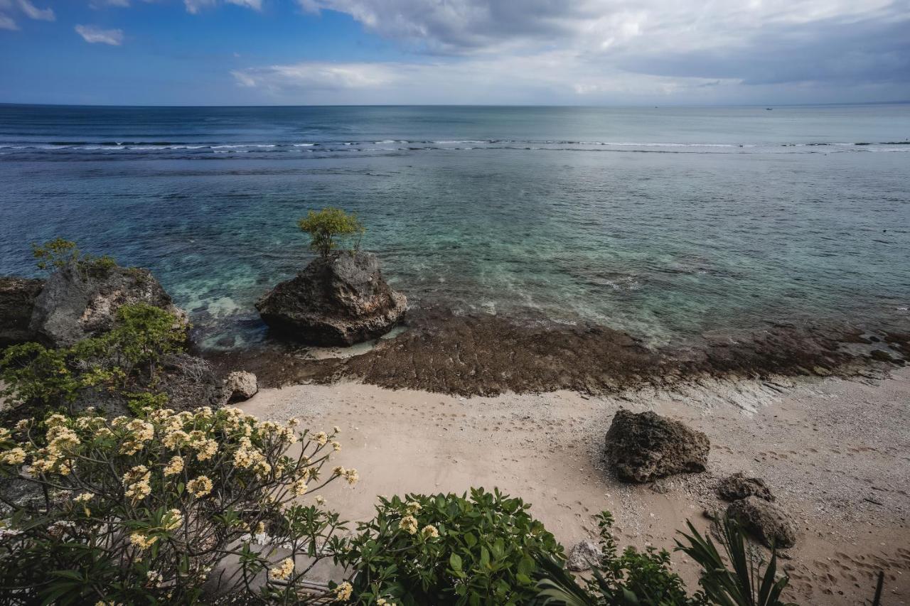 Villa Deeksha Uluwatu Exterior foto